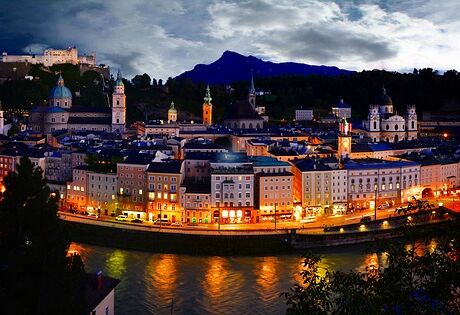 Salzburg bei Nacht
